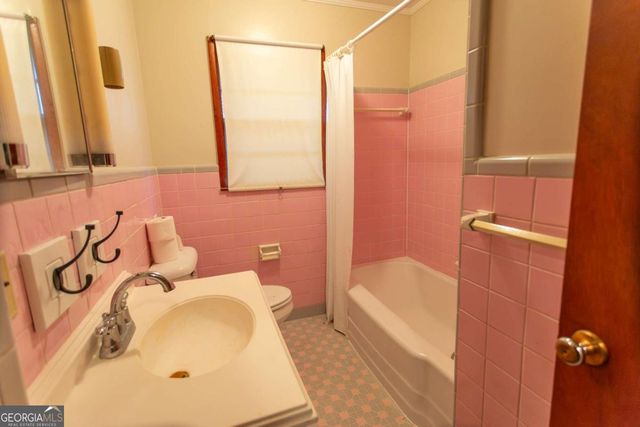 4360 E River Road, Baxley, GA 31513