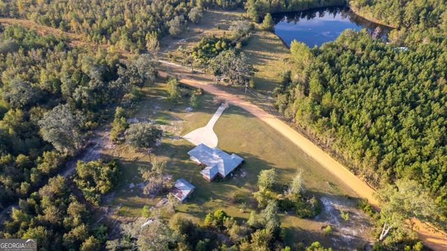 4360 E River Road, Baxley, GA 31513
