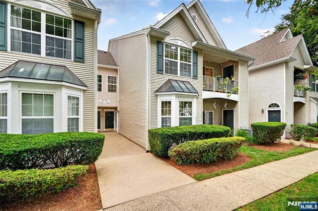 486 Cambridge Drive, Butler Borough, NJ 07405