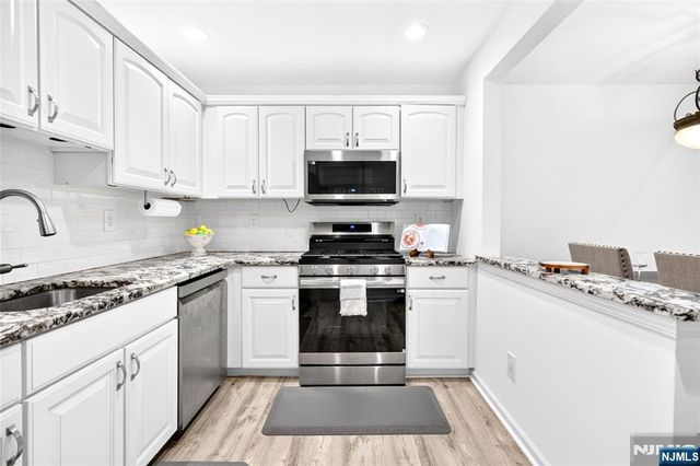 486 Cambridge Drive, Butler Borough, NJ 07405