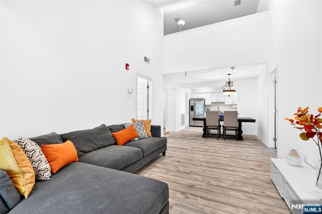486 Cambridge Drive, Butler Borough, NJ 07405