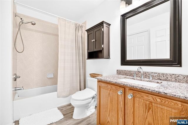 486 Cambridge Drive, Butler Borough, NJ 07405
