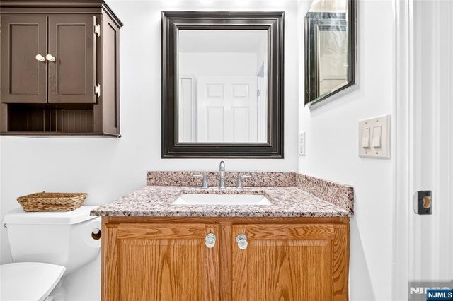 486 Cambridge Drive, Butler Borough, NJ 07405