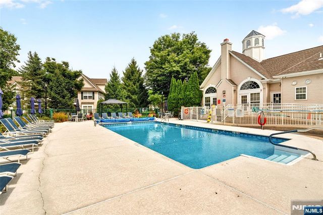 486 Cambridge Drive, Butler Borough, NJ 07405