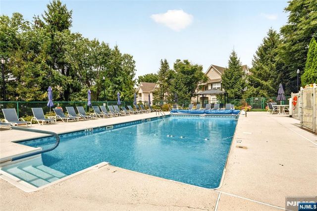 486 Cambridge Drive, Butler Borough, NJ 07405