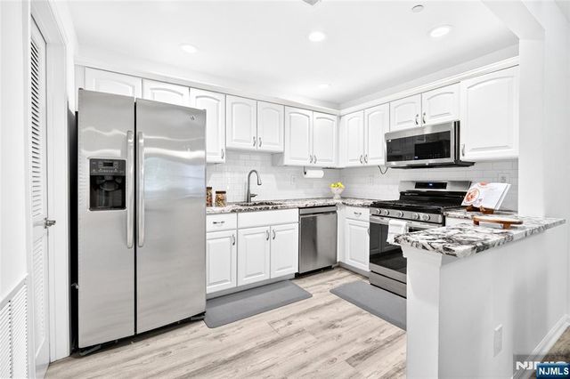 486 Cambridge Drive, Butler Borough, NJ 07405
