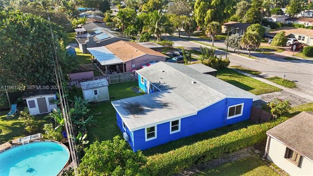 1510 SW 68th Ave, North Lauderdale, FL 33068