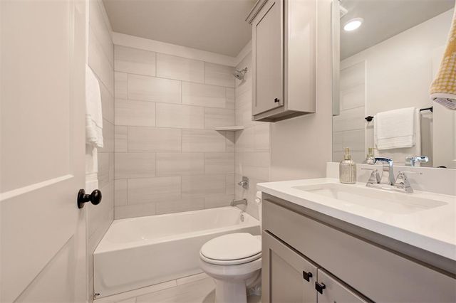 4817 Sand Lily Lane, Edmond, OK 73034