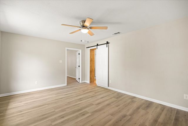 606 Nancy Drive, Glen Rose, TX 76043