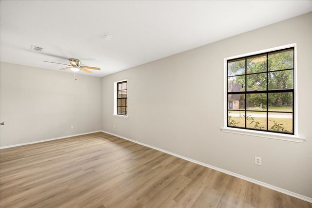 606 Nancy Drive, Glen Rose, TX 76043