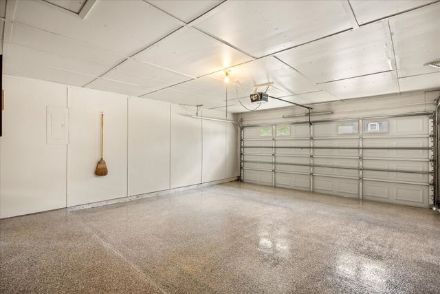 606 Nancy Drive, Glen Rose, TX 76043