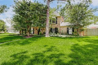 18103 Ravenfield Drive, Houston, TX 77084