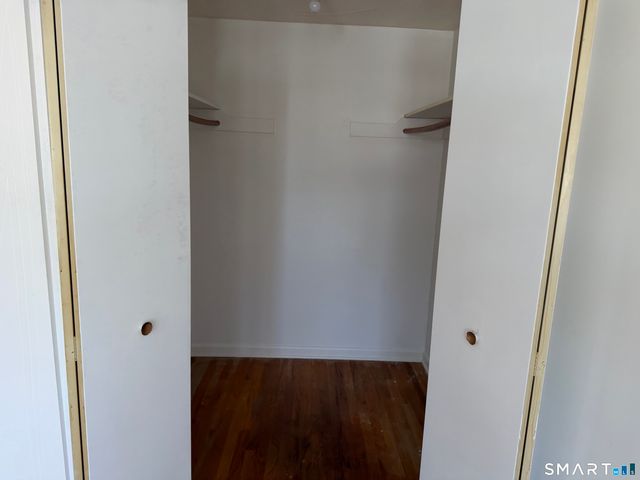 100 Oakwood Avenue APT B1, West Hartford, CT 06119