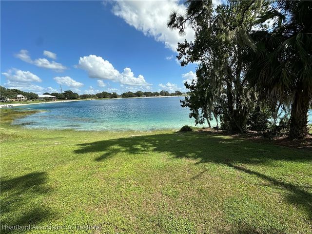 1504 Sam Asbury Avenue, Avon Park, FL 33825