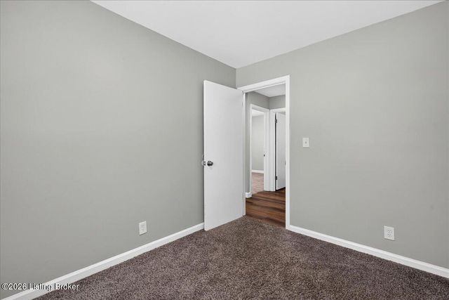 4110 Saint Francis Ln, Louisville, KY 40218