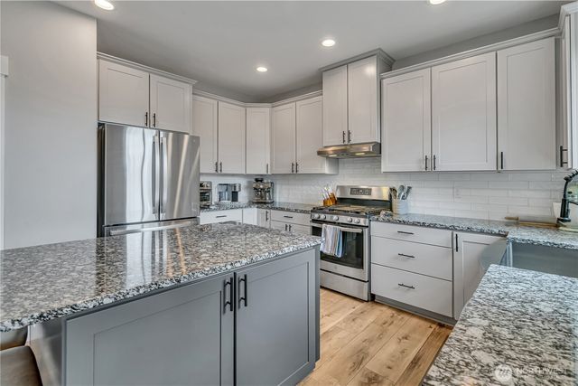 1347 Malatesta Court, Enumclaw, WA 98022