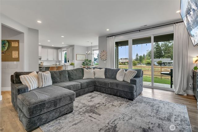 1347 Malatesta Court, Enumclaw, WA 98022
