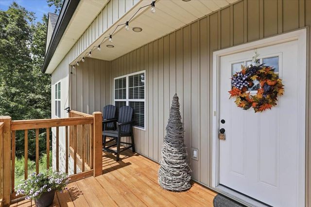 1056 Durgan Place, Dalton, GA 30721