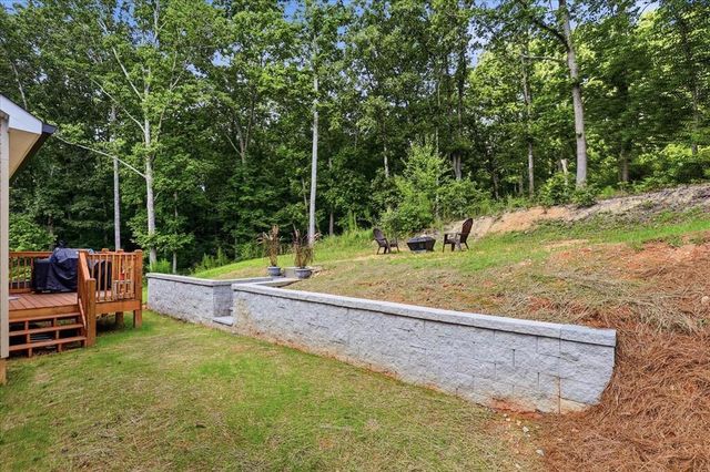 1056 Durgan Place, Dalton, GA 30721