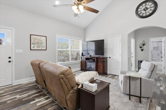 1056 Durgan Place, Dalton, GA 30721
