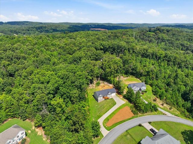 1056 Durgan Place, Dalton, GA 30721