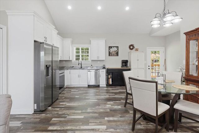 1056 Durgan Place, Dalton, GA 30721