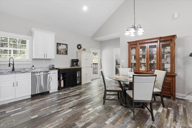 1056 Durgan Place, Dalton, GA 30721