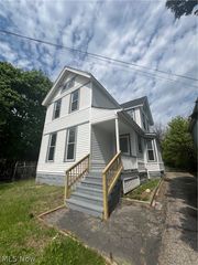 1245 Addison Road, Cleveland, OH 44103