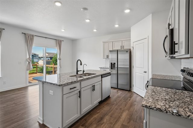 3207 NW Reinhart Drive, Ankeny, IA 50023