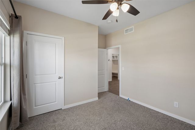 3207 NW Reinhart Drive, Ankeny, IA 50023