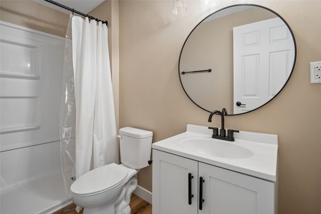 3207 NW Reinhart Drive, Ankeny, IA 50023