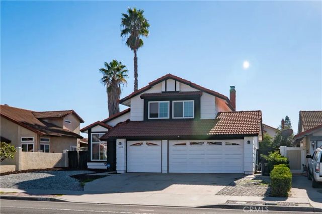 1454 Cresta, Corona, CA 92879
