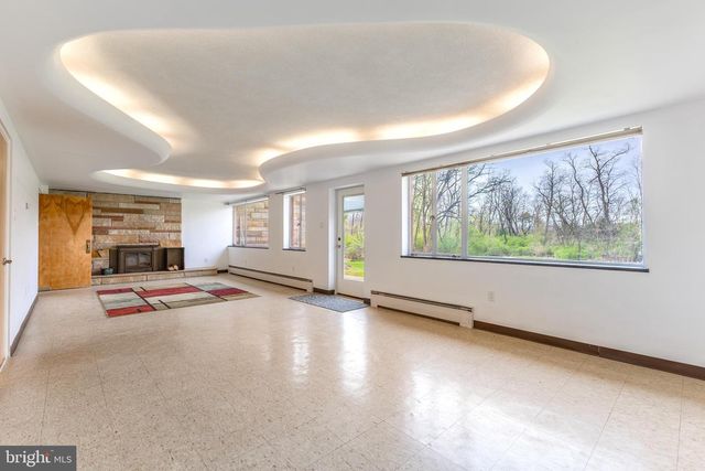 101 TIMBER LN, State College, PA 16801