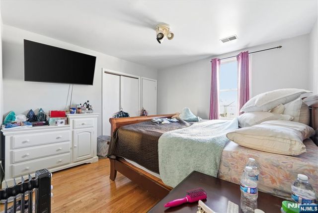 22 Lentz, Newark, NJ 07105