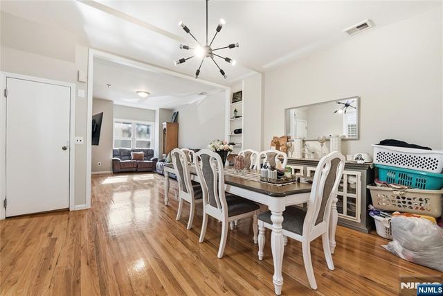 22 Lentz, Newark, NJ 07105