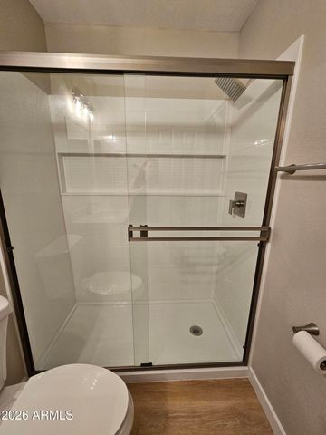 520 W HONONEGH Drive 6, Phoenix, AZ 85027