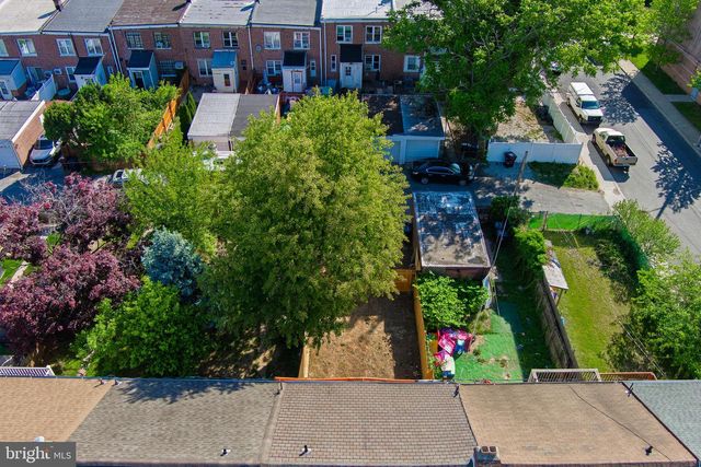 19 W 37TH ST, Wilmington, DE 19802