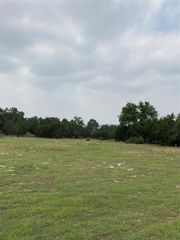 100 Highland Spring LN, Georgetown, TX 78633