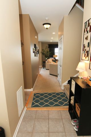 2930 Glacier Way B, Wauconda, IL 60084