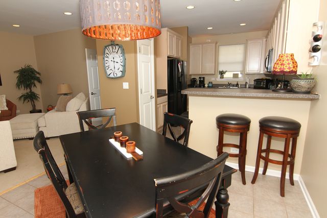 2930 Glacier Way B, Wauconda, IL 60084