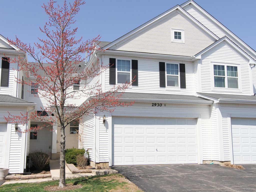 2930 Glacier Way B, Wauconda, IL 60084