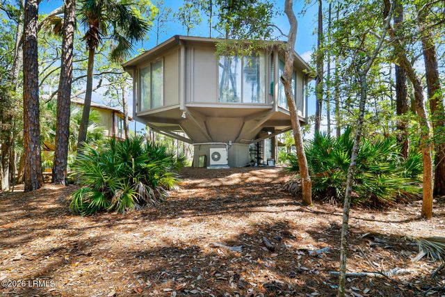 2043 Deer Island Road, Hilton Head Island, SC 29928