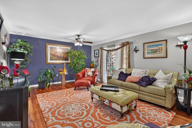 129 OAK KNOLL CIR, Millersville, PA 17551