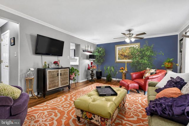 129 OAK KNOLL CIR, Millersville, PA 17551