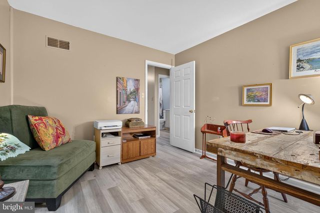 129 OAK KNOLL CIR, Millersville, PA 17551