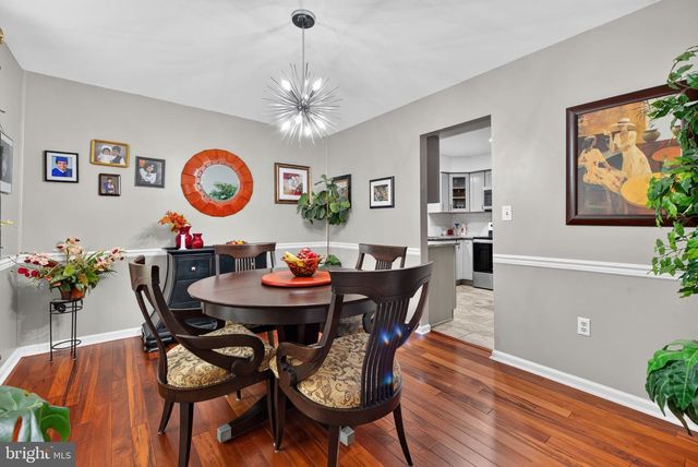 129 OAK KNOLL CIR, Millersville, PA 17551