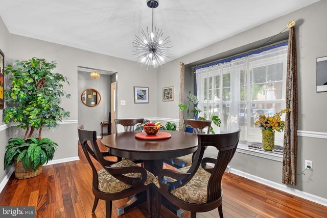 129 OAK KNOLL CIR, Millersville, PA 17551
