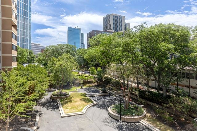 8 Whittier Place 4C, Boston, MA 02114