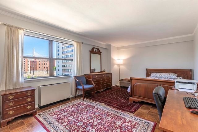 8 Whittier Place 4C, Boston, MA 02114