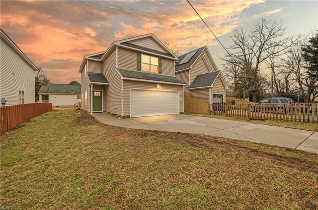 1082 Longstreet AVE A, Virginia Beach, VA 23451